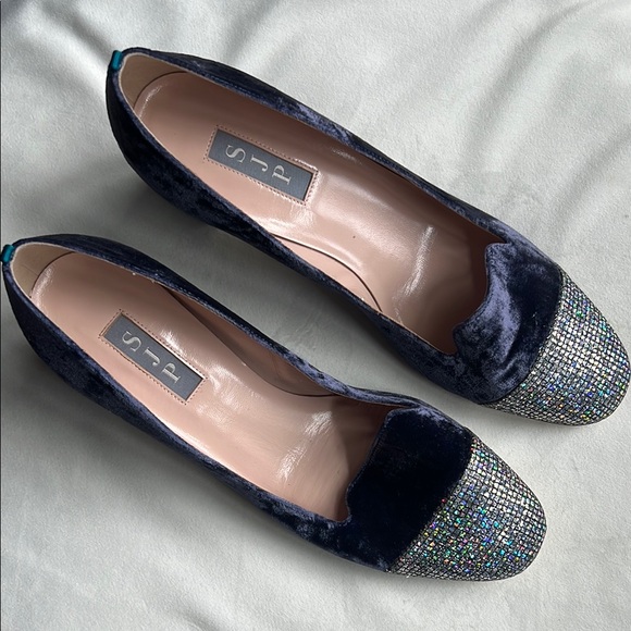 SJP by Sarah Jessica Parker Daze Velvet Cap Toe Mid Heel Pumps - Picture 2 of 12